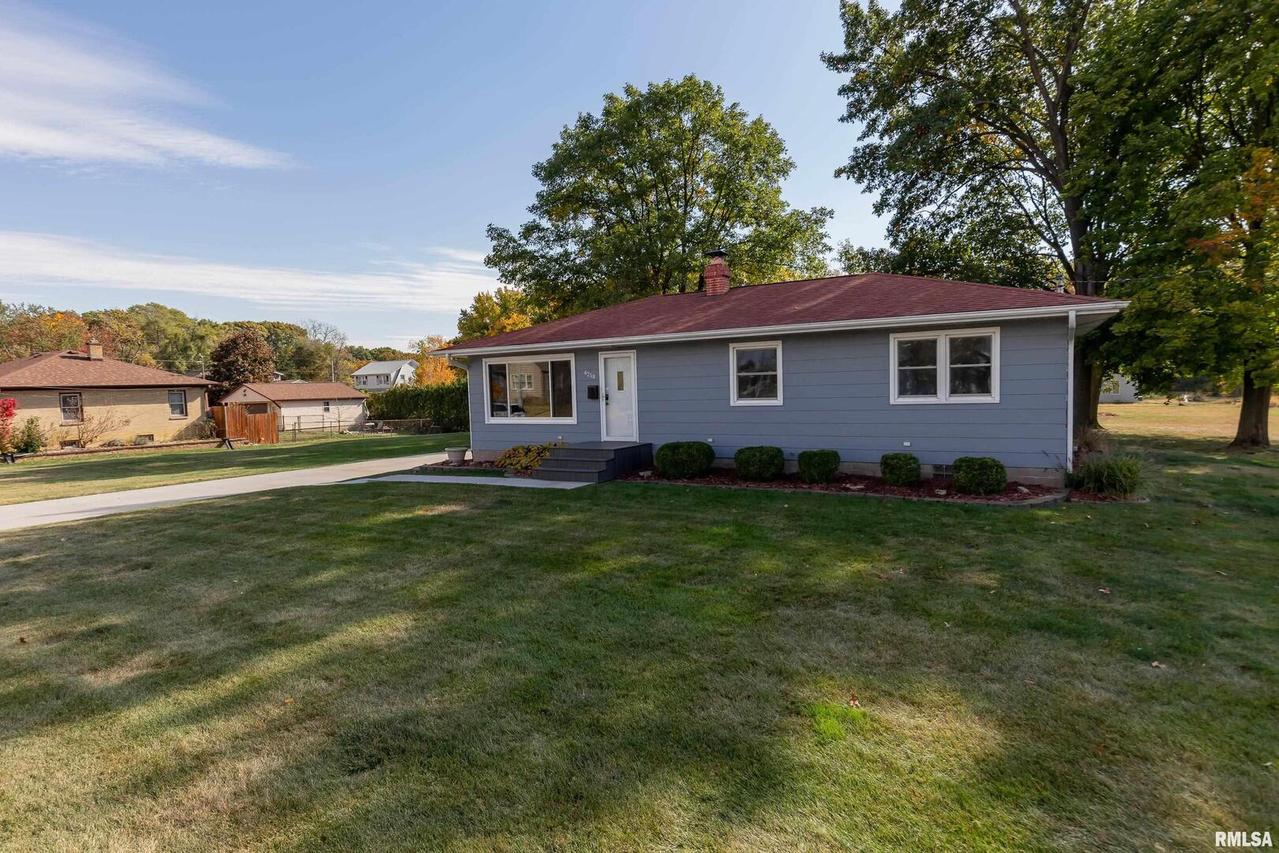 4218 28th Ave., Moline, IL 61265