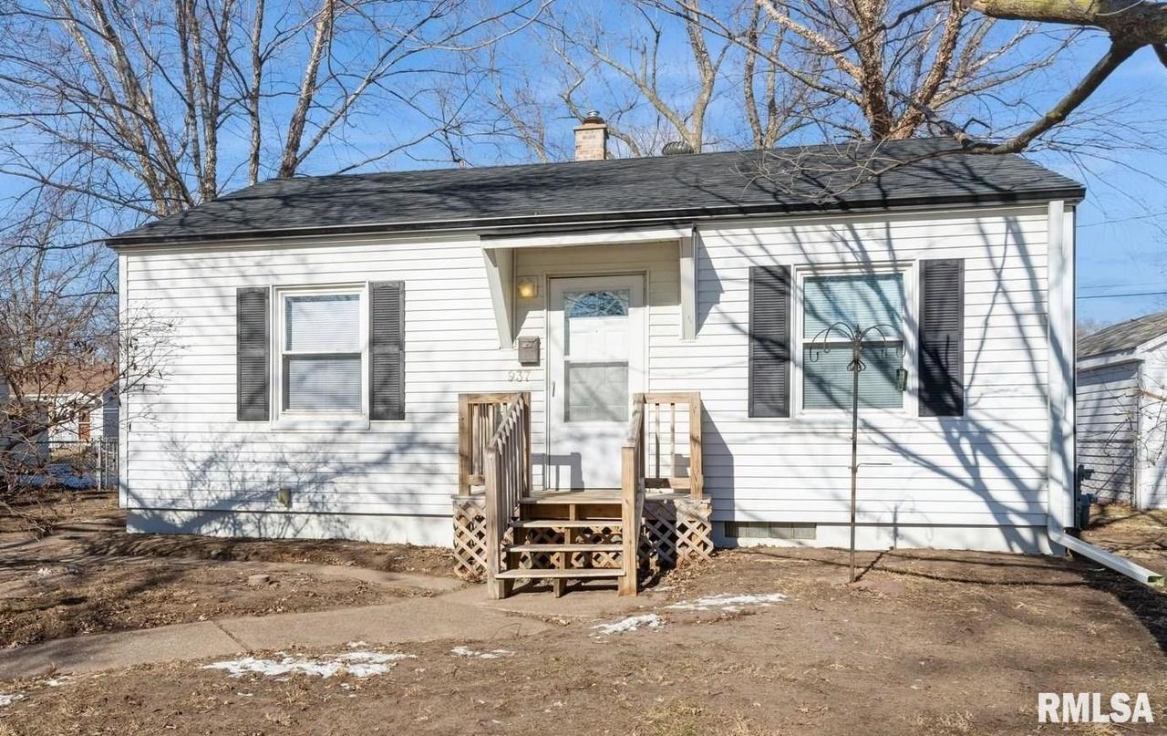 937 23rd Ave., Rock Island, IL 61201