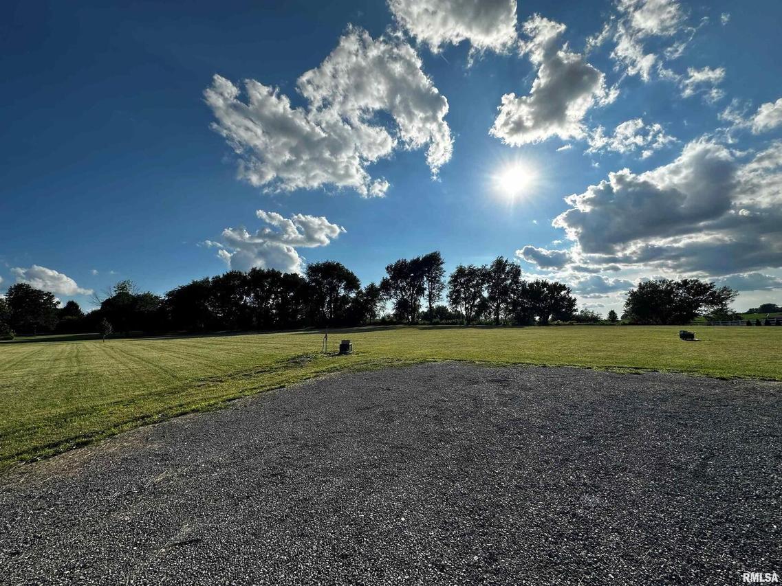 909 Neptune St., Geneseo, IL 61254