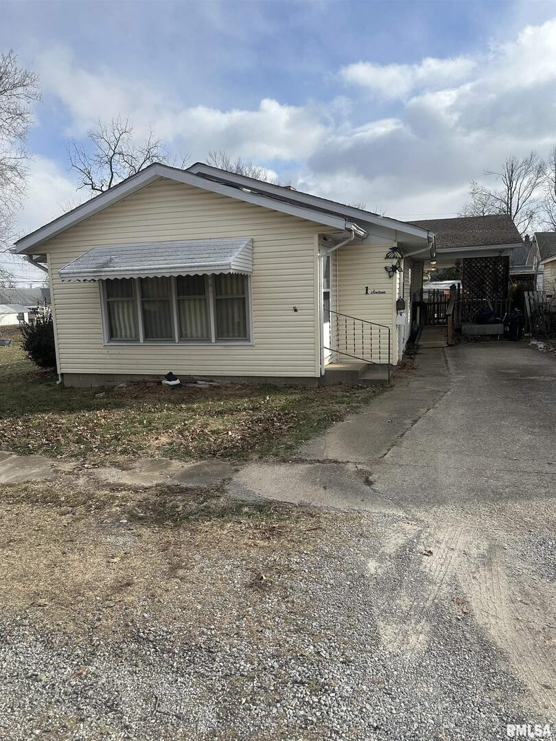 116 S 11th St., Herrin, IL 62948