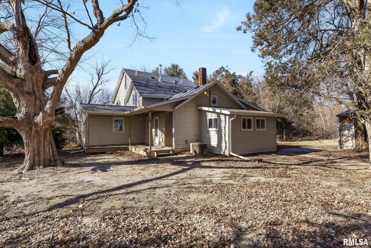 1674 155th Ave., Aledo, IL 61231