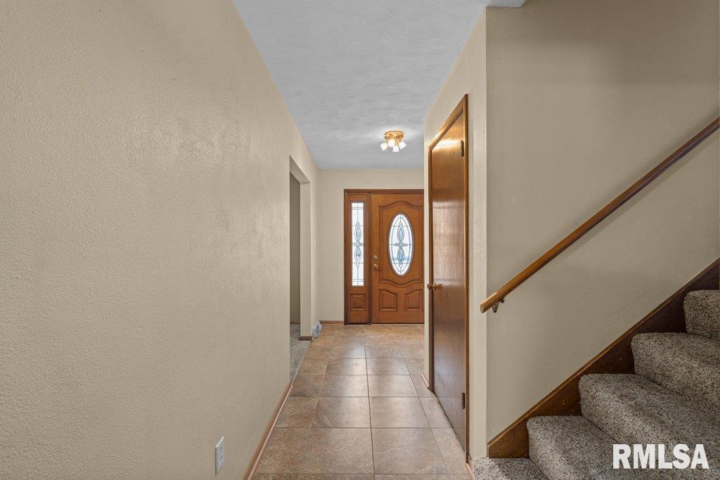 5309 36th Avenue Ct., Moline, IL