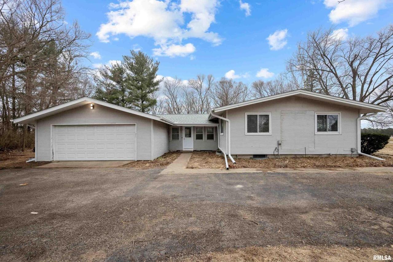 6909 Wilmont Rd., Erie, IL 61250