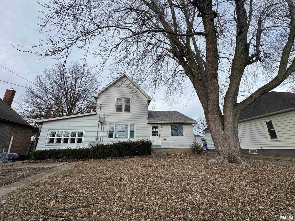 510 E 9th St., Kewanee, IL 61443