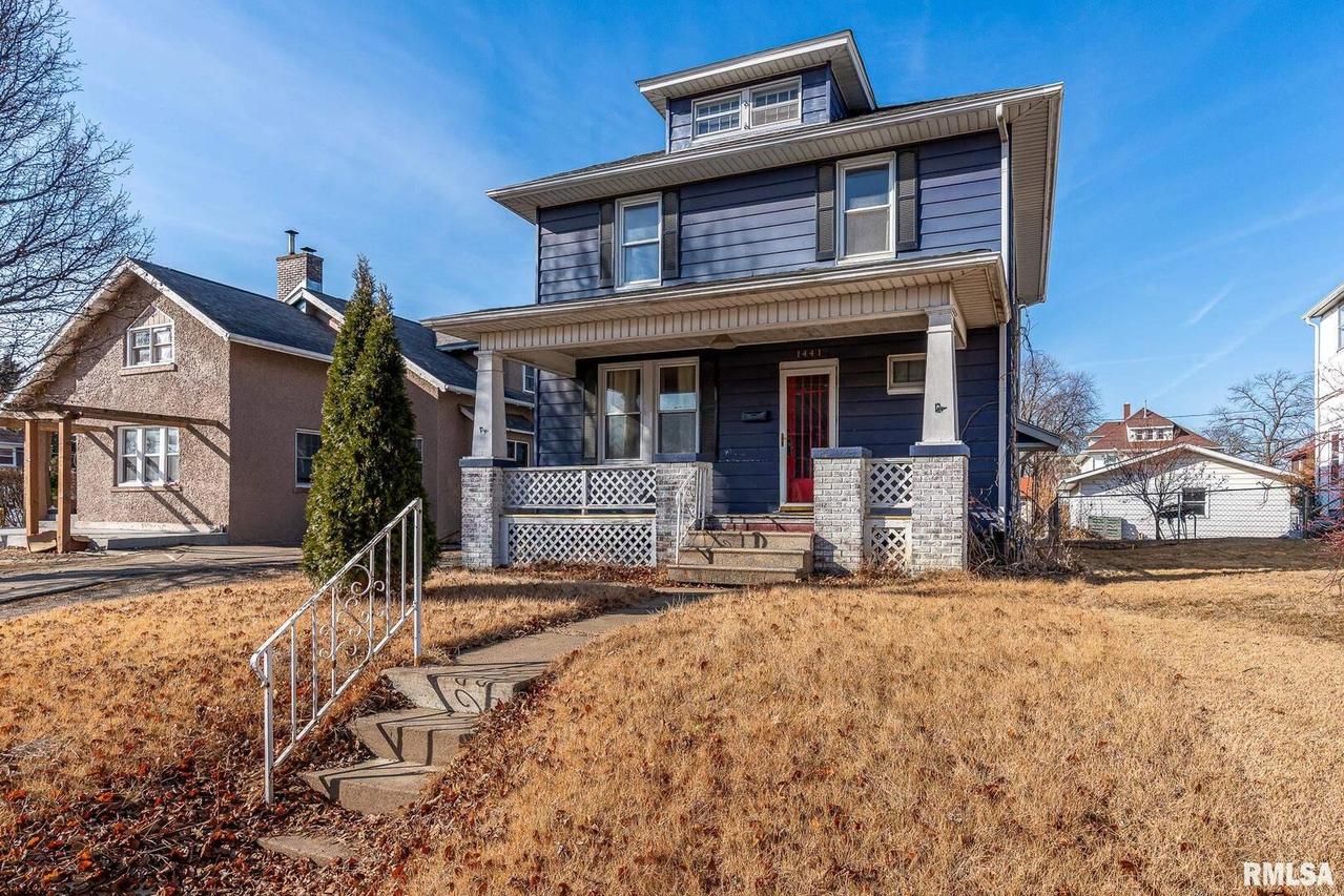 1441 10th St., Moline, IL 61265