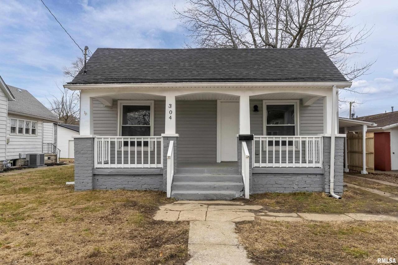 304 N 18th St., Herrin, IL 62948