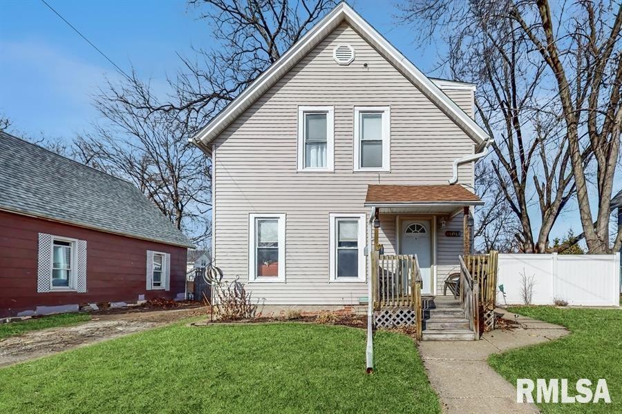 1707 28th Ave., Moline, IL 61265