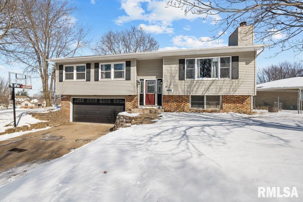 1805 85th Ave W Ave., Rockisland, IL 61201