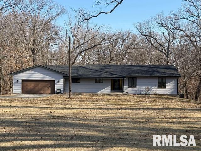 10425 133rd Street Ct., Taylor Ridge, IL 61284