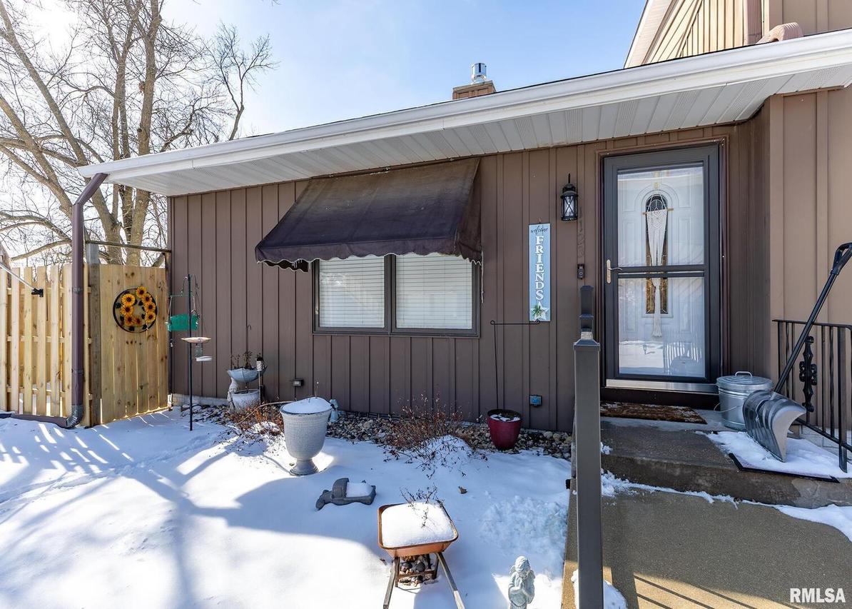 1123 48th Ave., East Moline, IL 61244