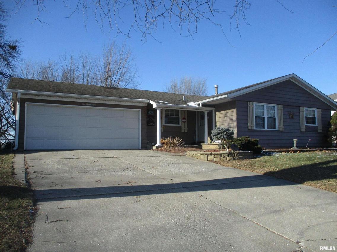 529 12th Ave., Milan, IL 61264