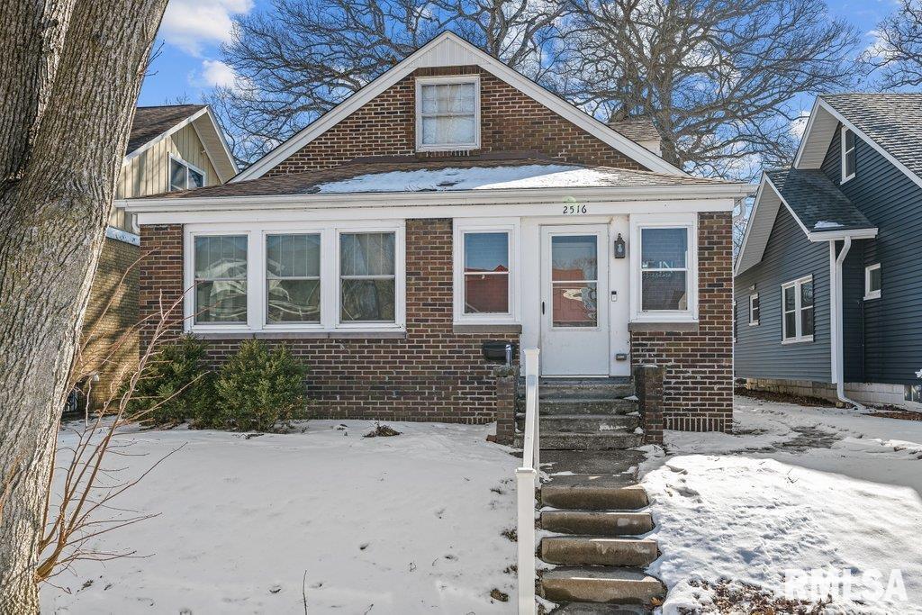 2516 22 1/2 Ave., Rock Island, IL 61201