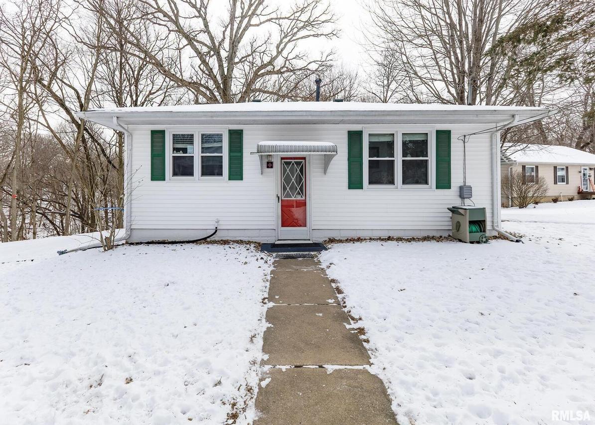 1000 54th St. #B, Moline, IL 61265