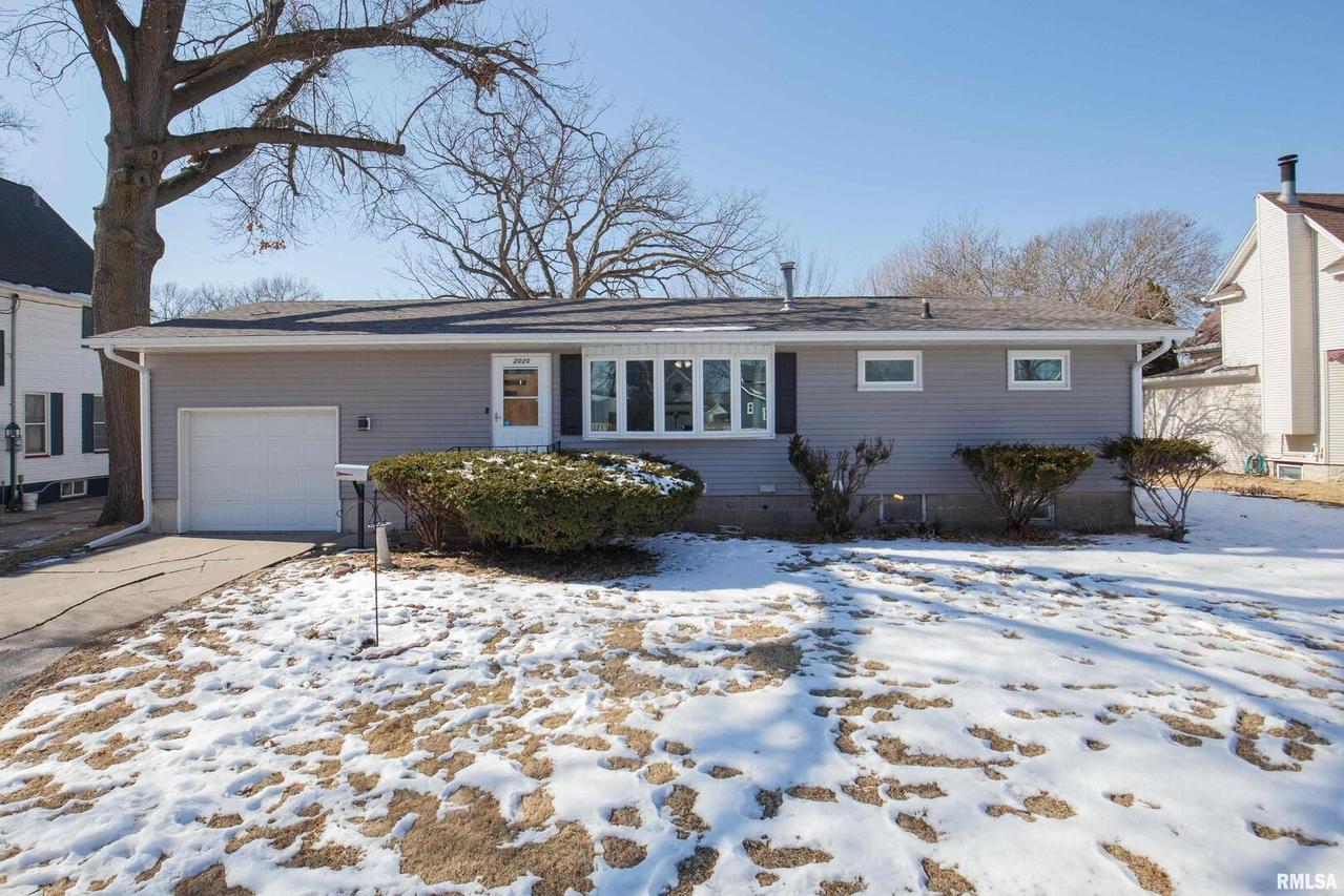 2020 29th St., Rock Island, IL 61201