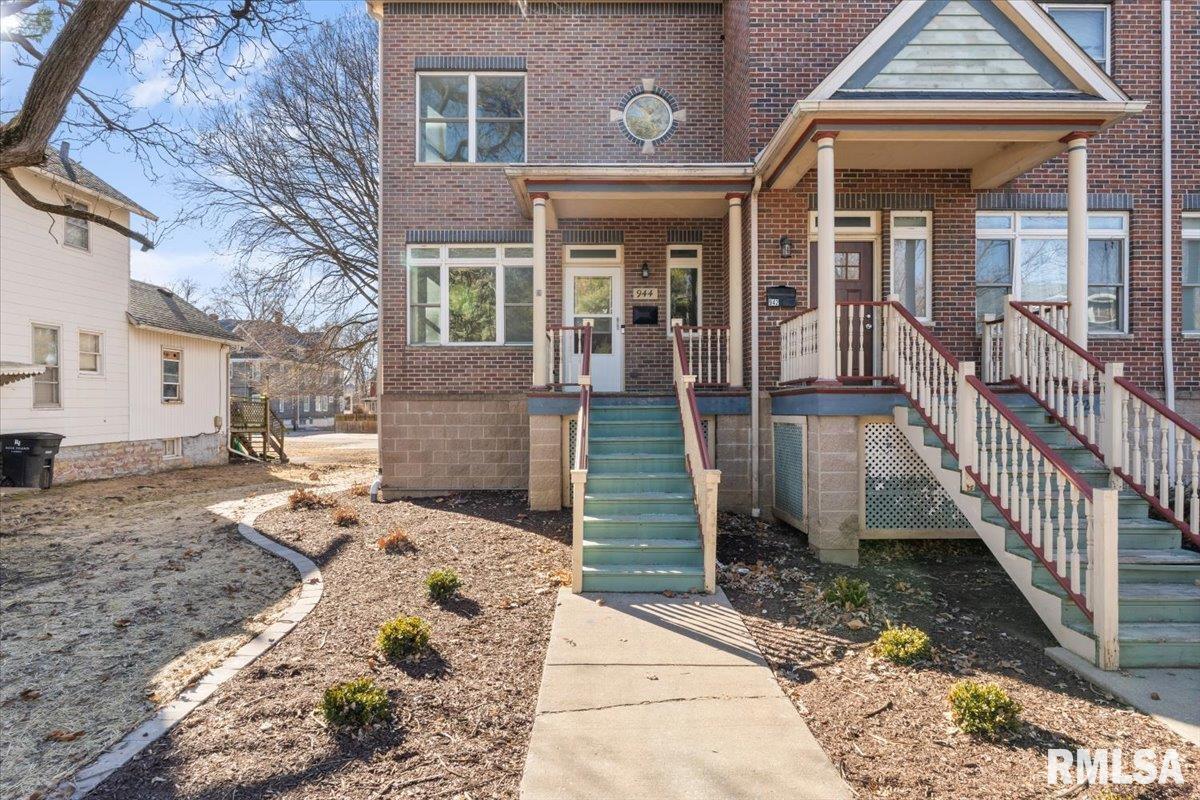 944 22nd St., Rock Island, IL 61201
