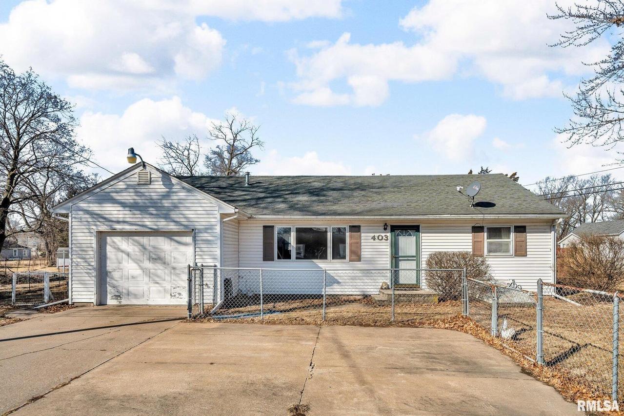 403 38th St., East Moline, IL 61244