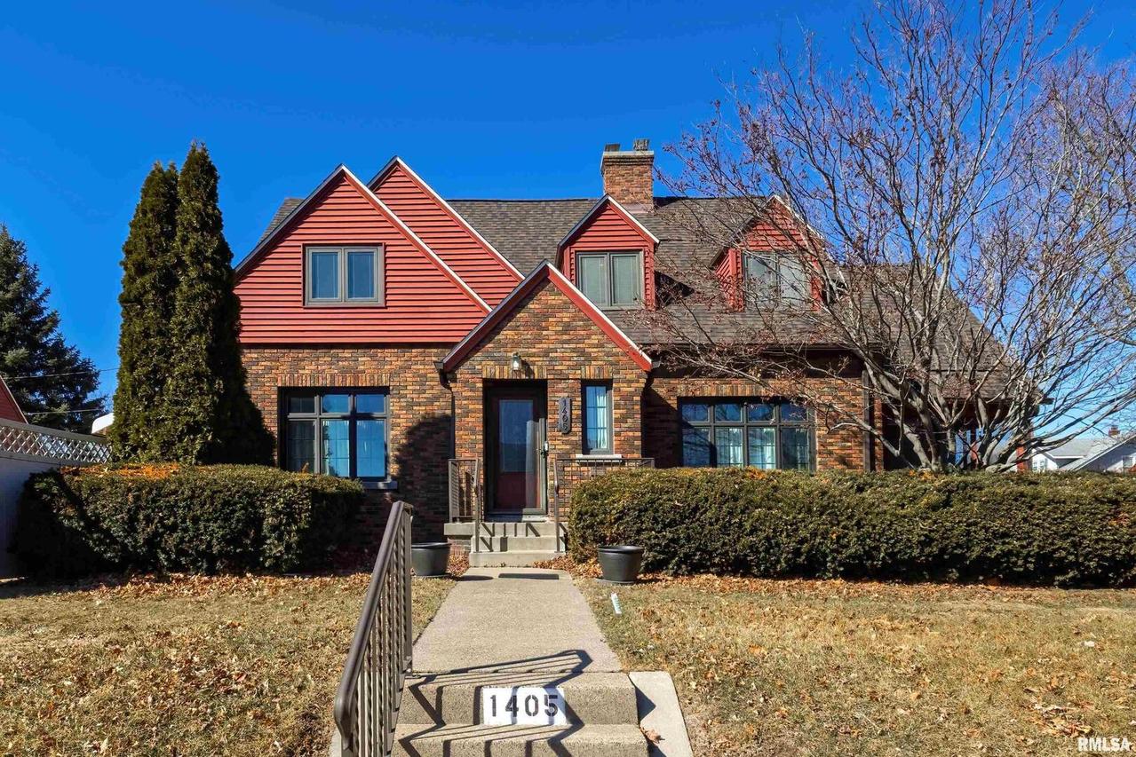 1405 27th St., Moline, IL 61265