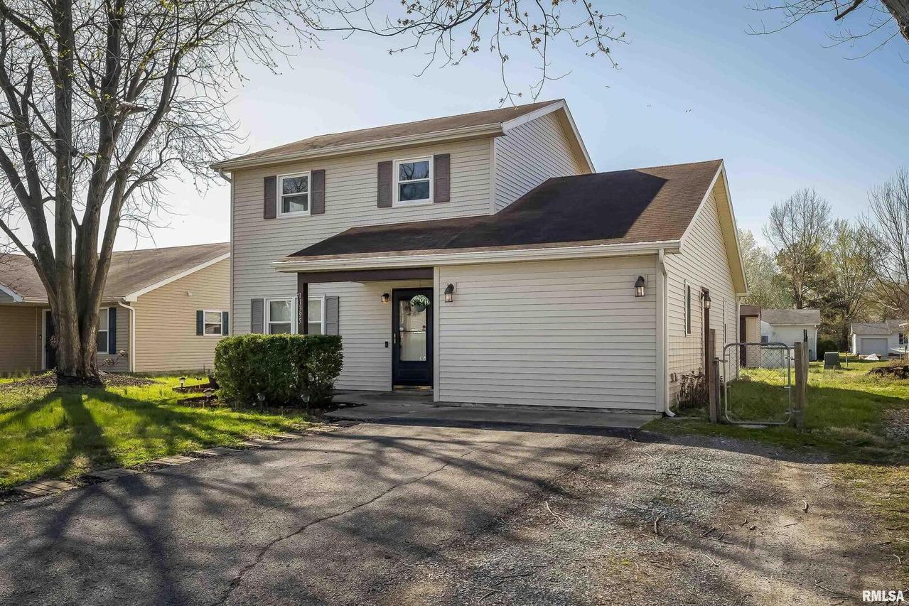 1395 N Cypress Dr., Carbondale, IL 62901