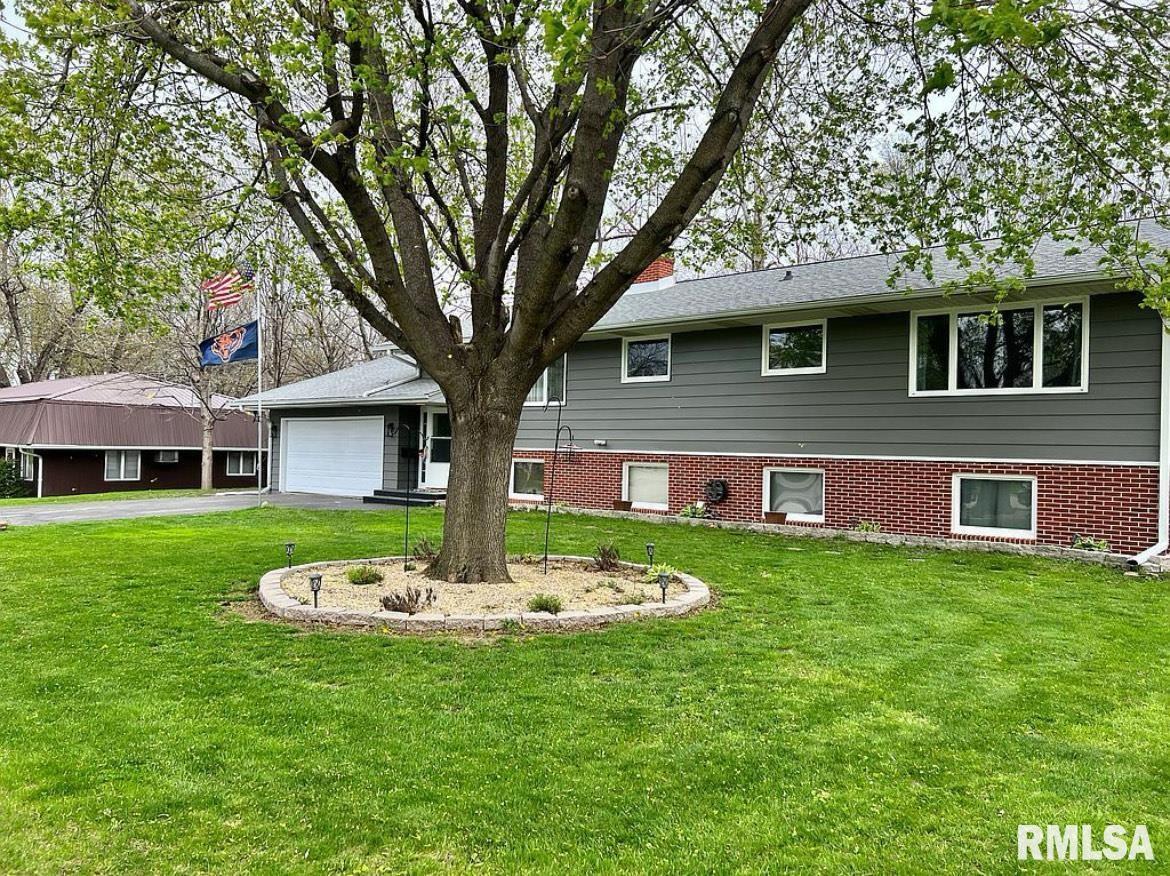 602 N Madison St., Morrison, IL 61270