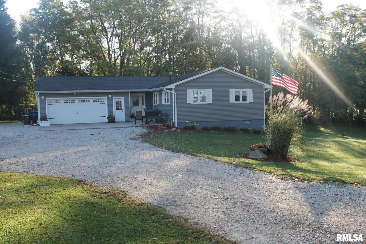 725 Oak St., Andover, IL 61233