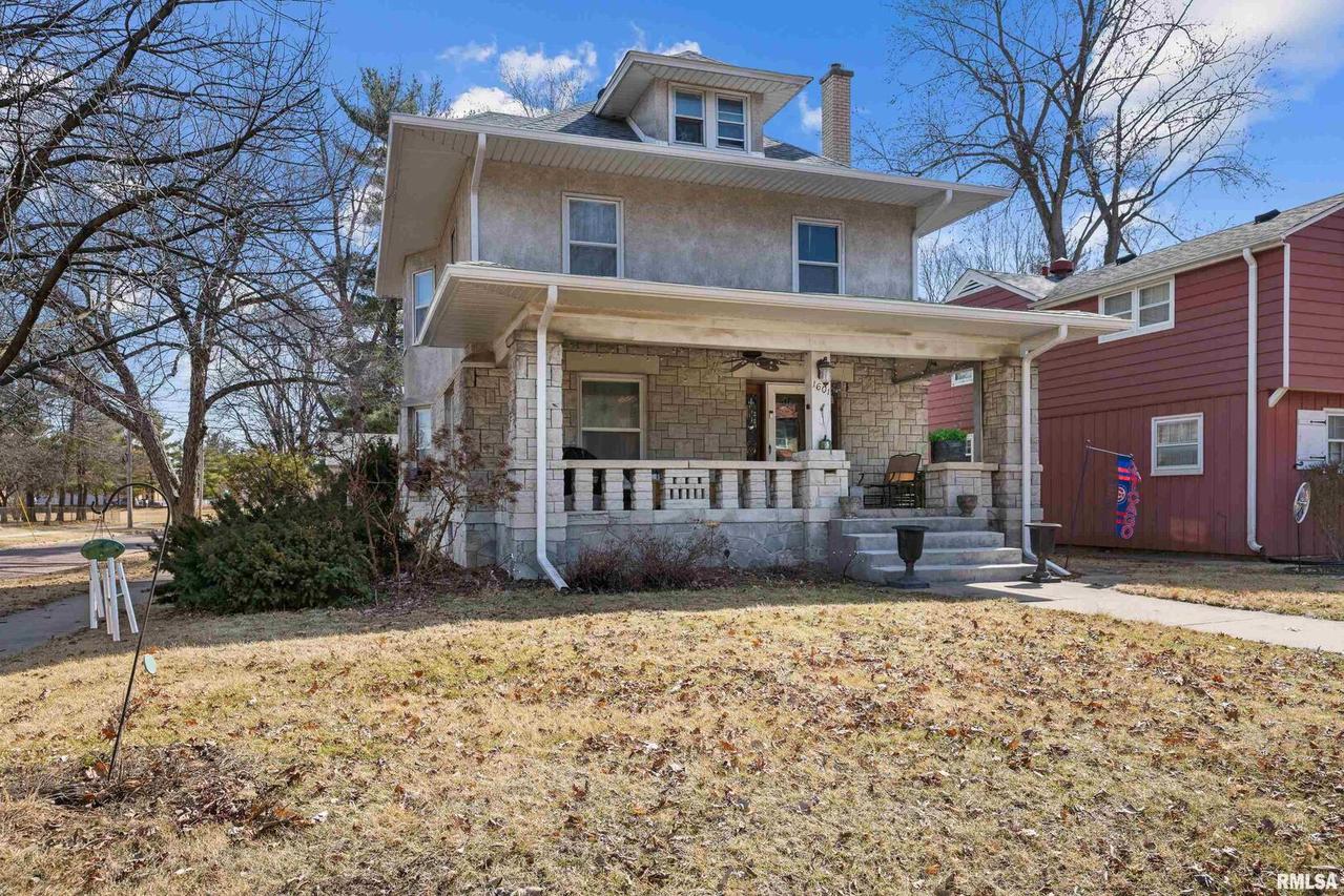 1601 21st St., Rock Island, IL 61201