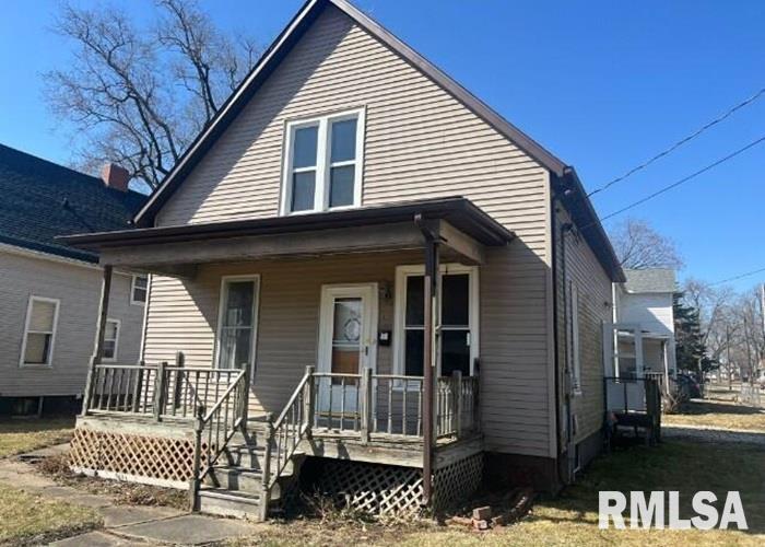 448 N 3rd Ave., Canton, IL 61520