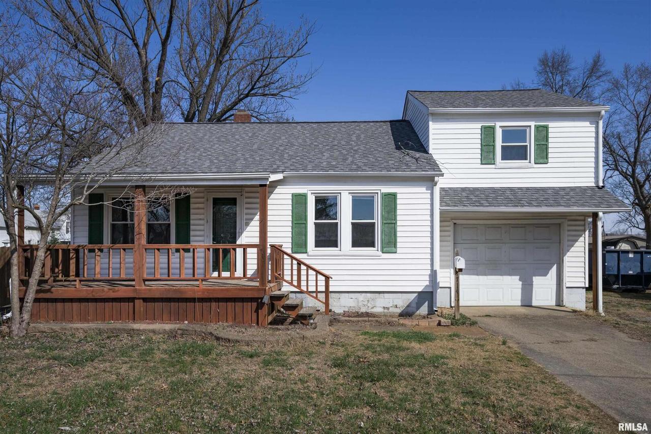 1714 W Chestnut St., Marion, IL 62959