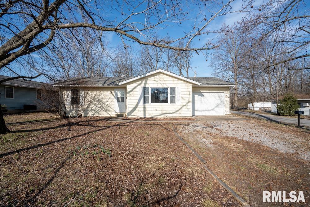 1101 S 22nd St., Herrin, IL 62948