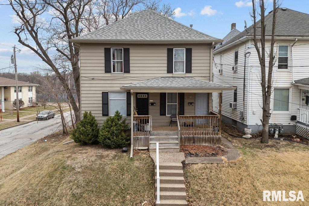 1102 18th St., Moline, IL 61265