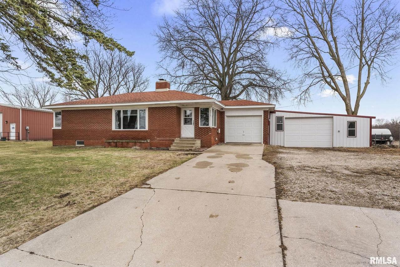 4515 N 186th St., Port Byron, IL 61275