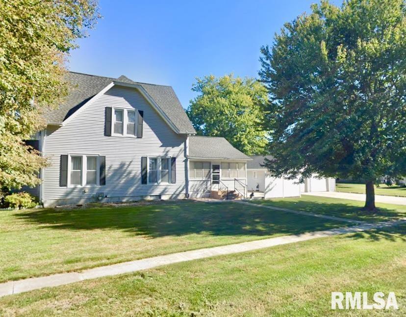 300 N Blayney St., Alexis, IL