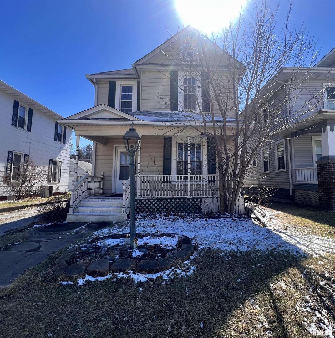 620 16th Ave., East Moline, IL 61244