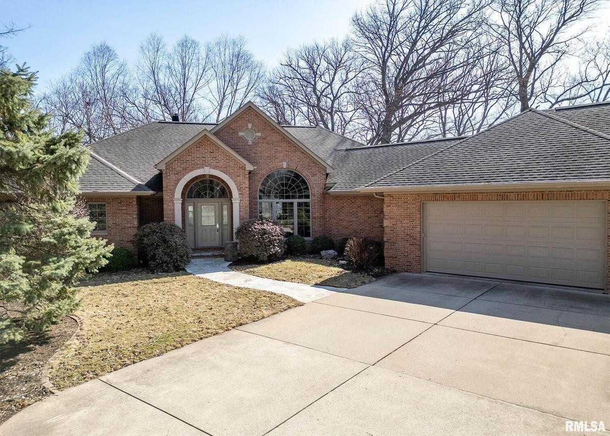 85 Kennelworth Cir., Hampton, IL 61256