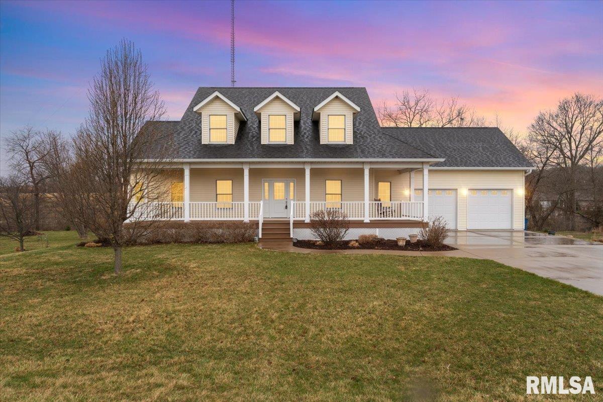 16 E Meadow Creek Ln., Lynn Center, IL