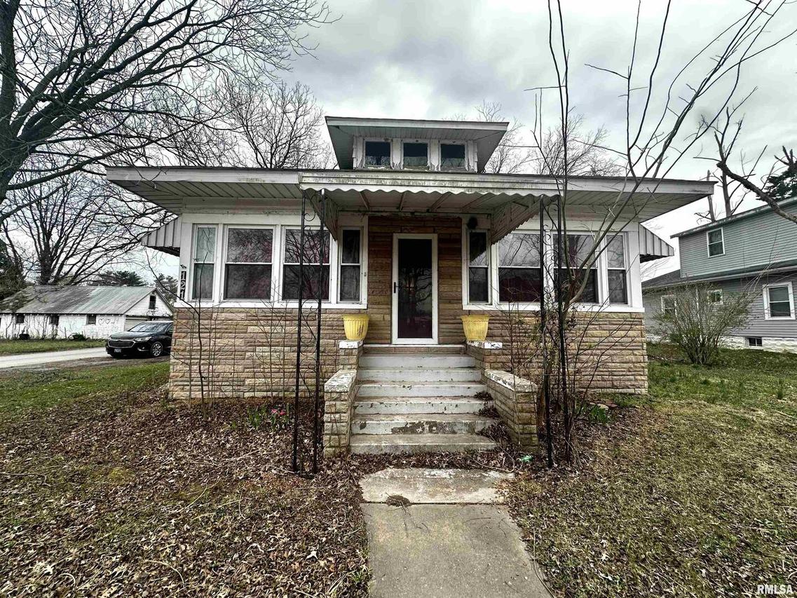 121 E Church St., Galatia, IL 62935