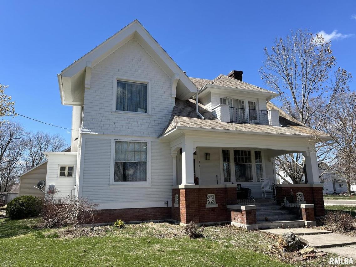 100 S Franklin St., Clayton, IL 62324
