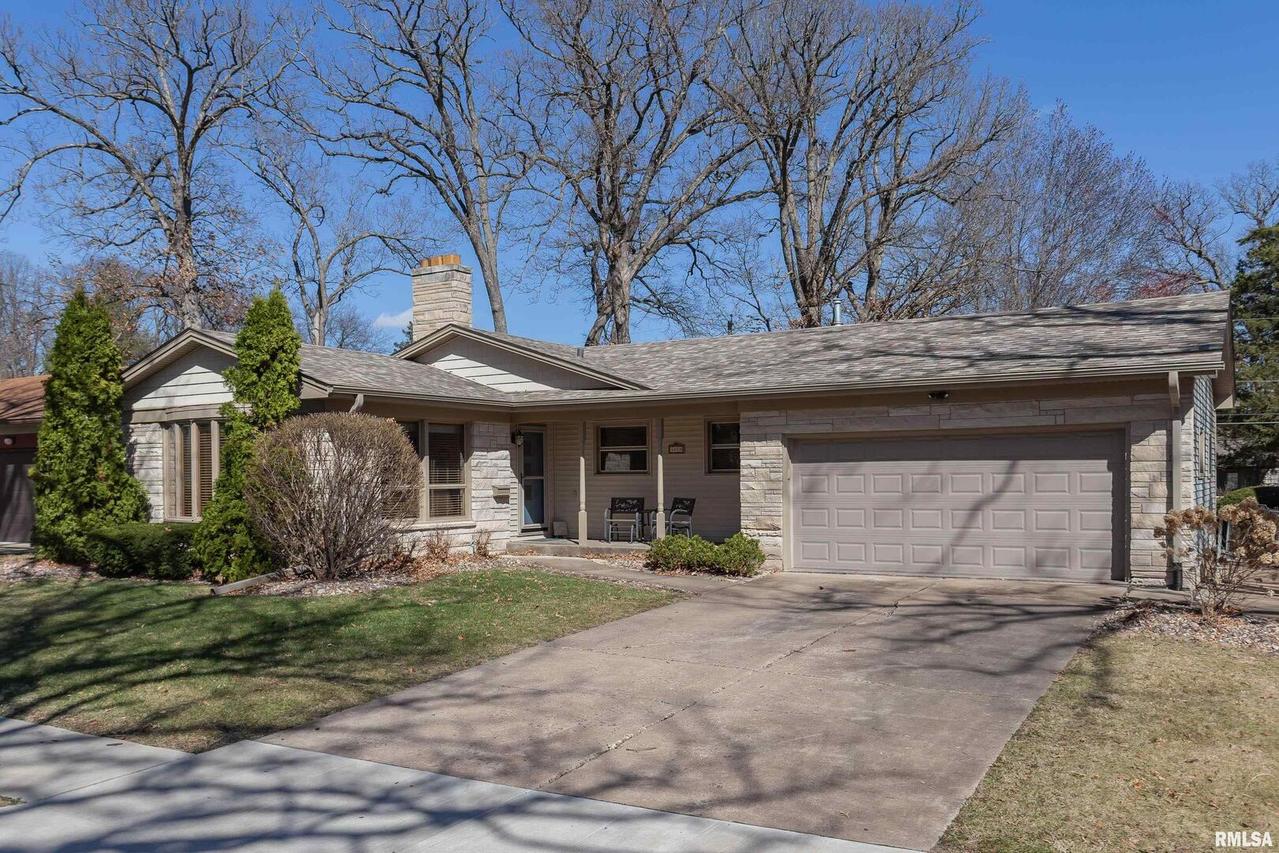 3410 51st St., Moline, IL 61265