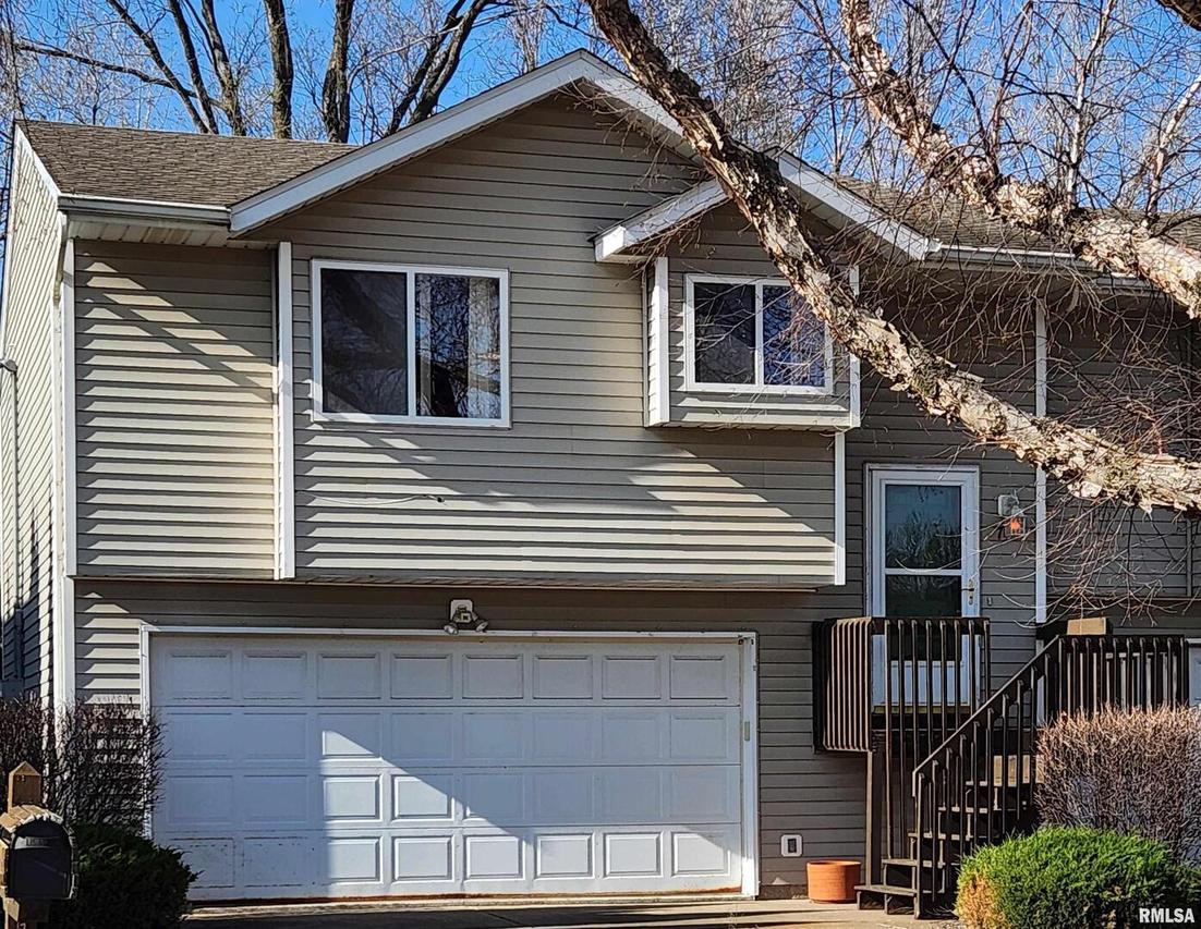 705 11th Avenue B Ct., Silvis, IL 61282