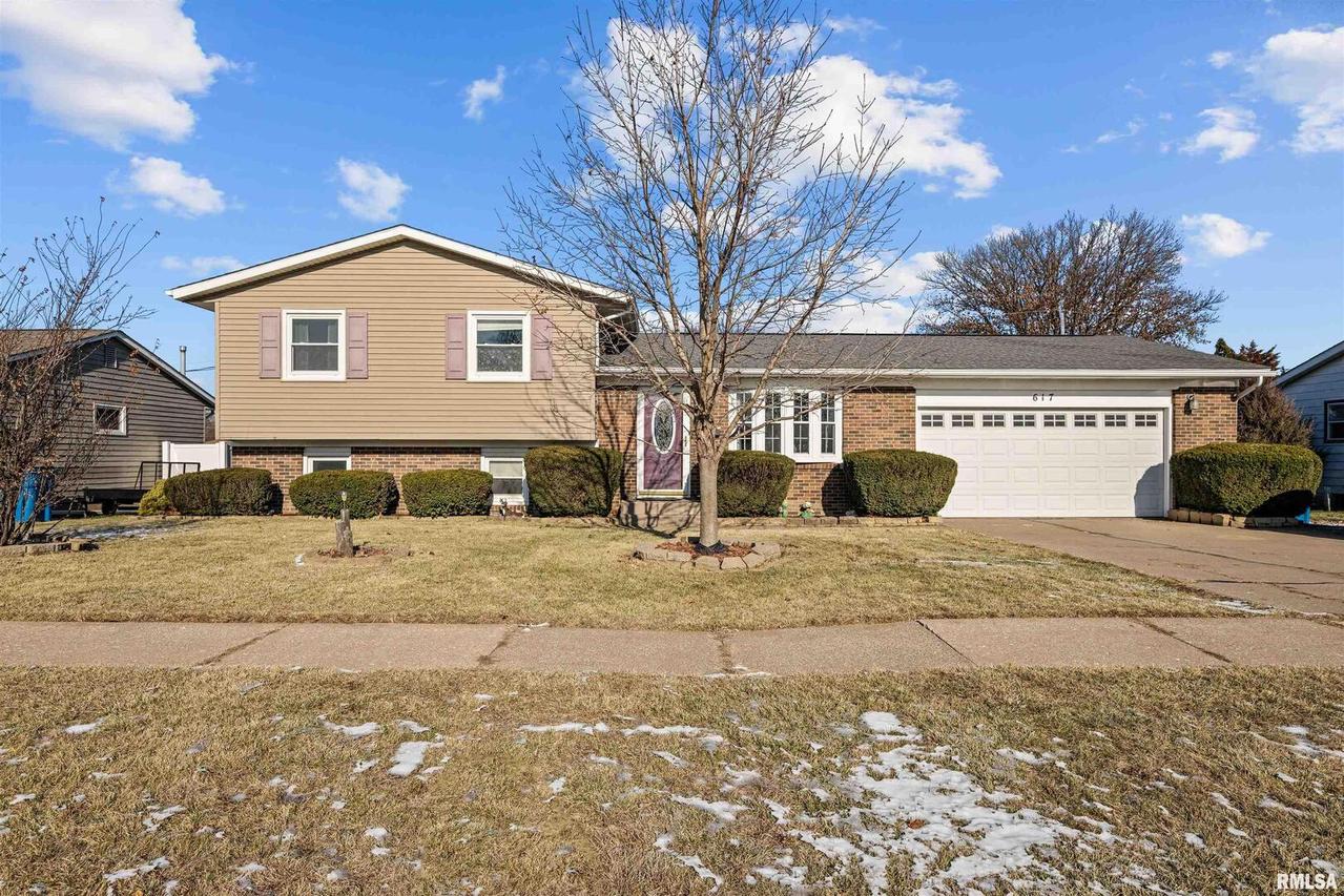 617 30th Ave., East Moline, IL 61244