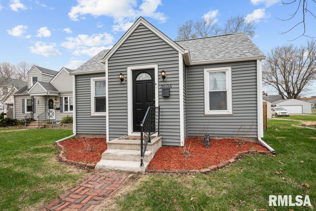 3606 19th Ave., Moline, IL 61265