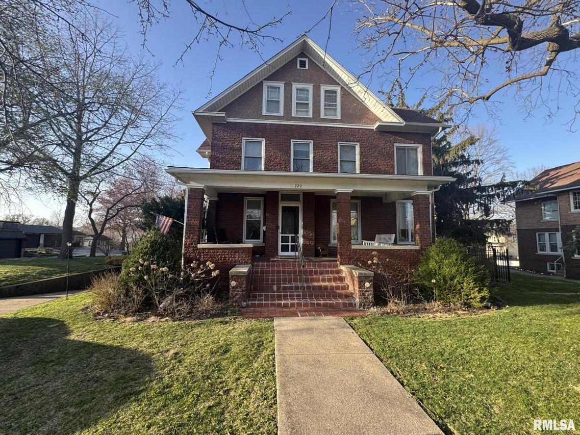 220 E Prospect St., Kewanee, IL 61443