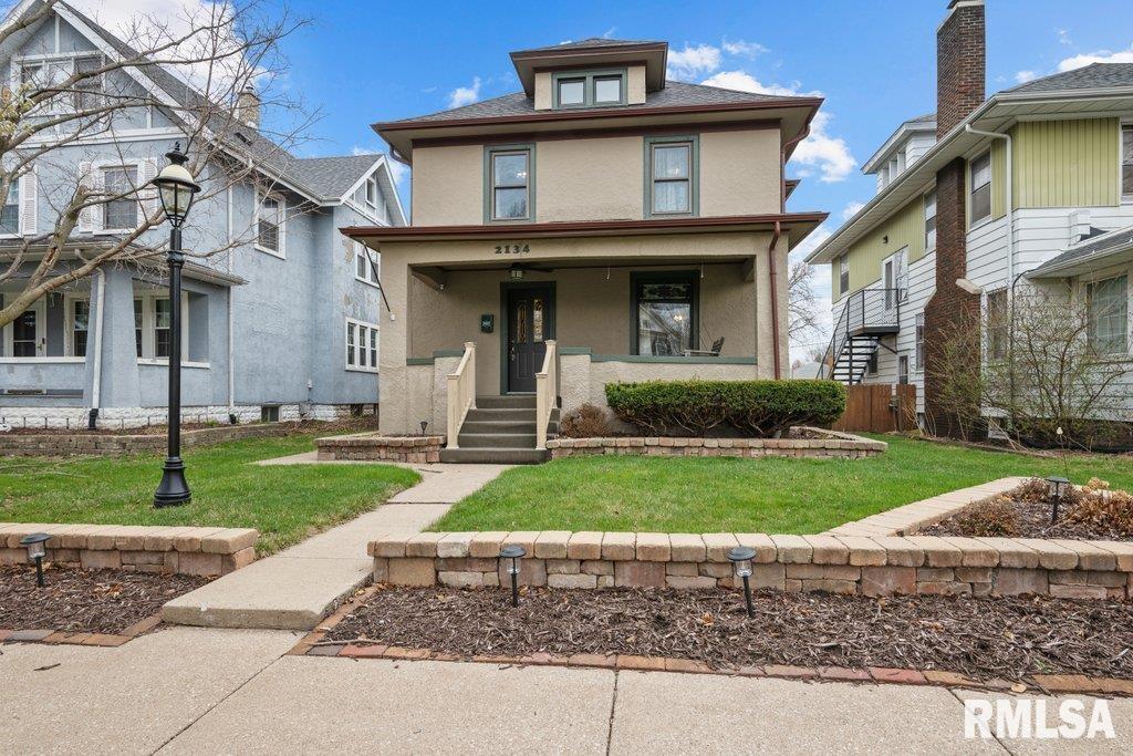 2134 14th St., Moline, IL 61265