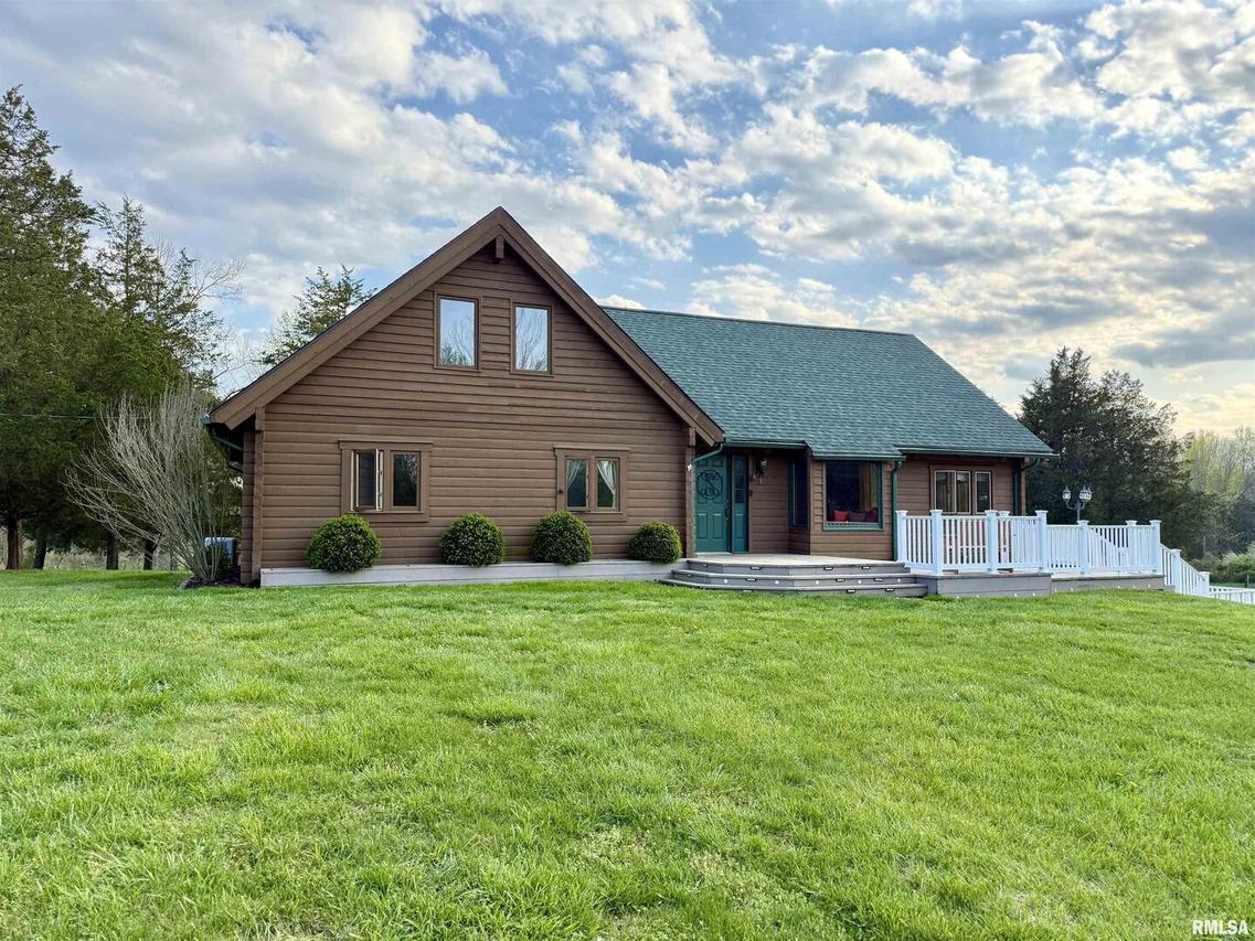 5453 Cherokee Ln., Carbondale, IL 62901