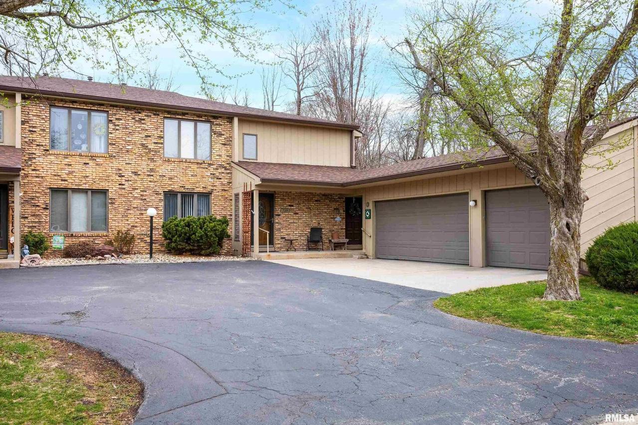 731 51st Ave., East Moline, IL 61244