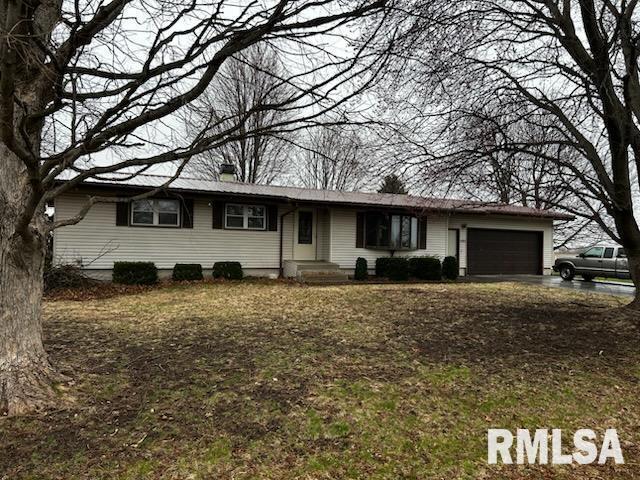 101 Hartman St., Reynolds, IL 61279