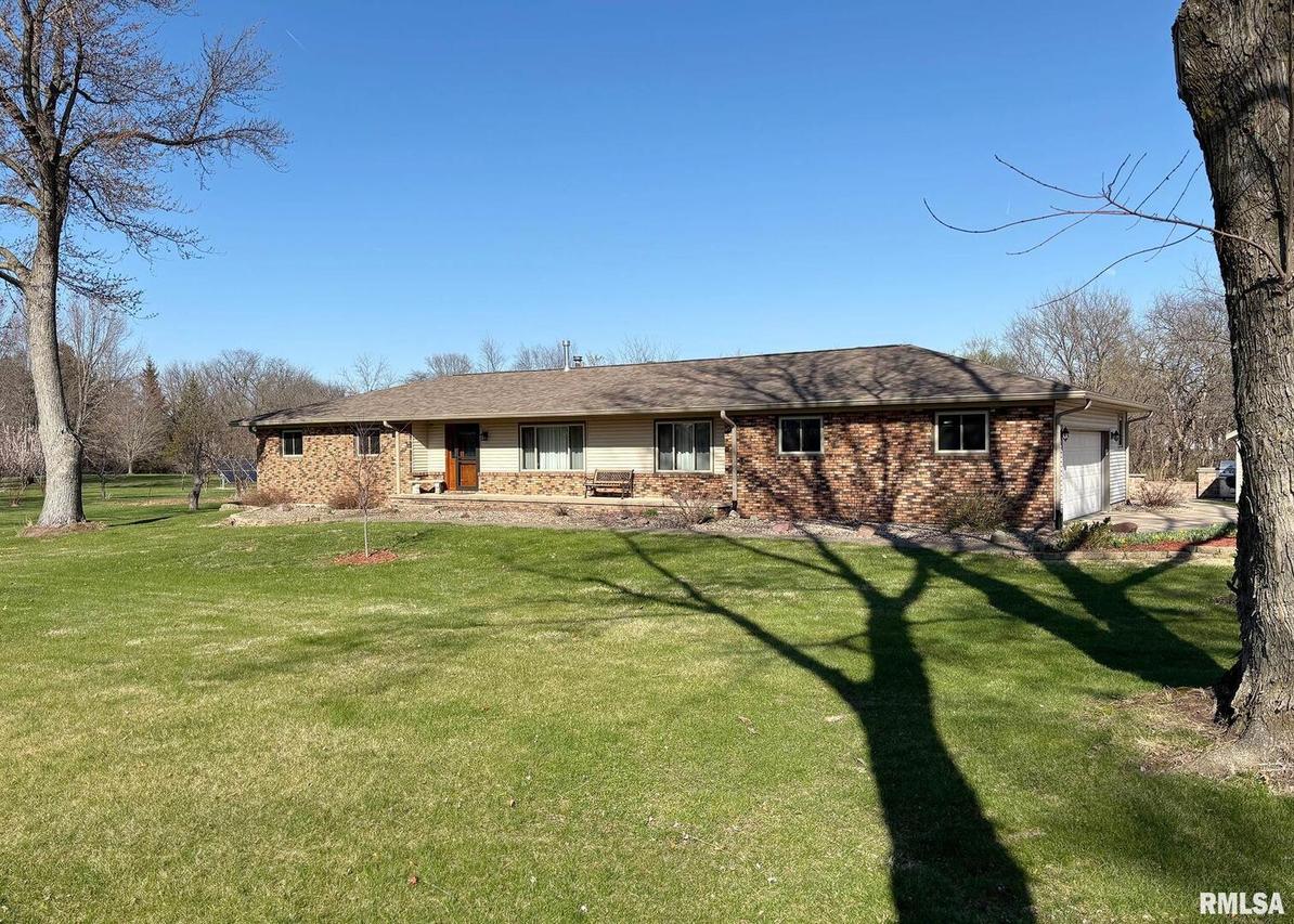 22008 Longbrook Dr., Geneseo, IL