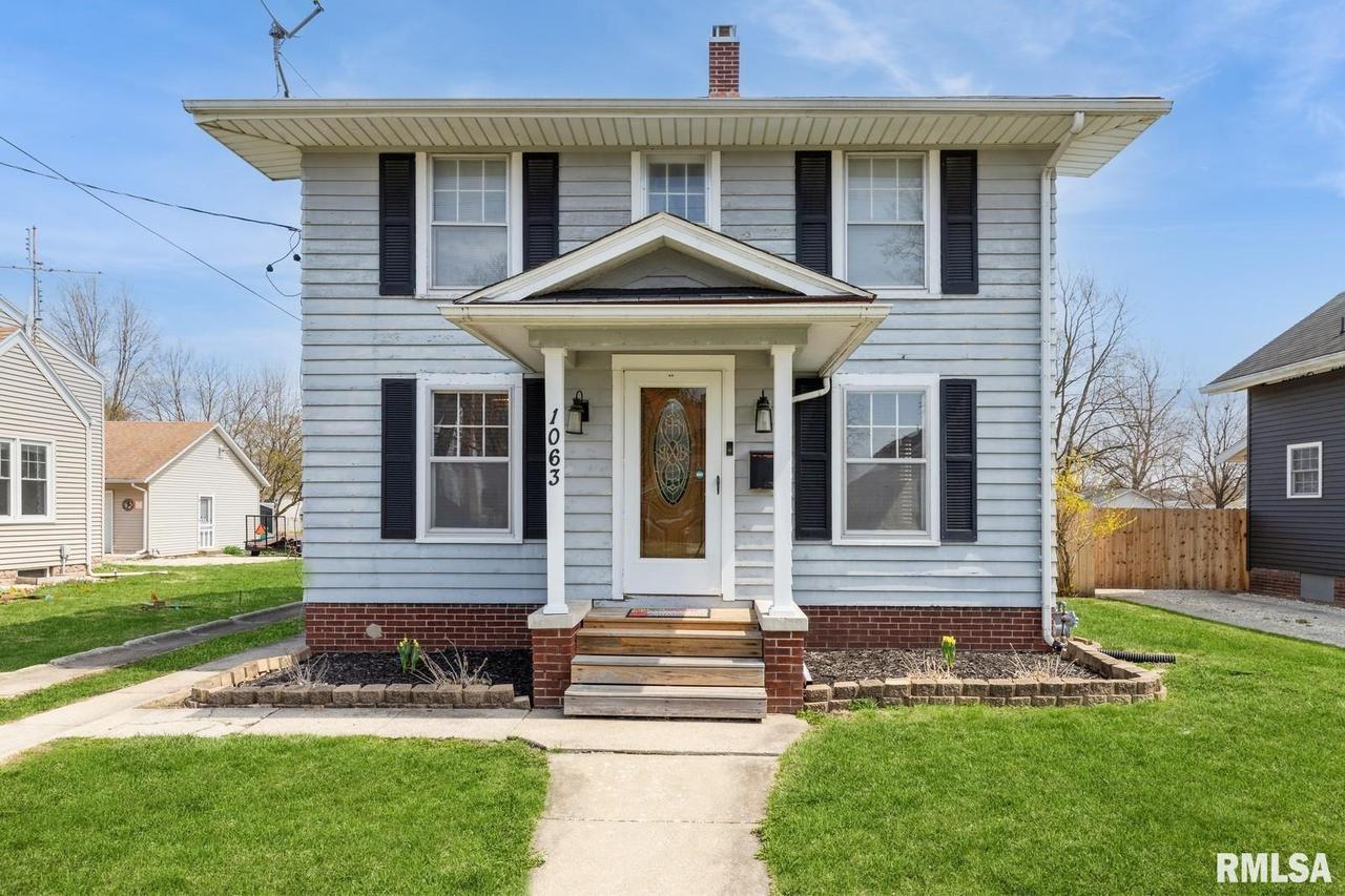 1063 Jefferson St., Galesburg, IL 61401