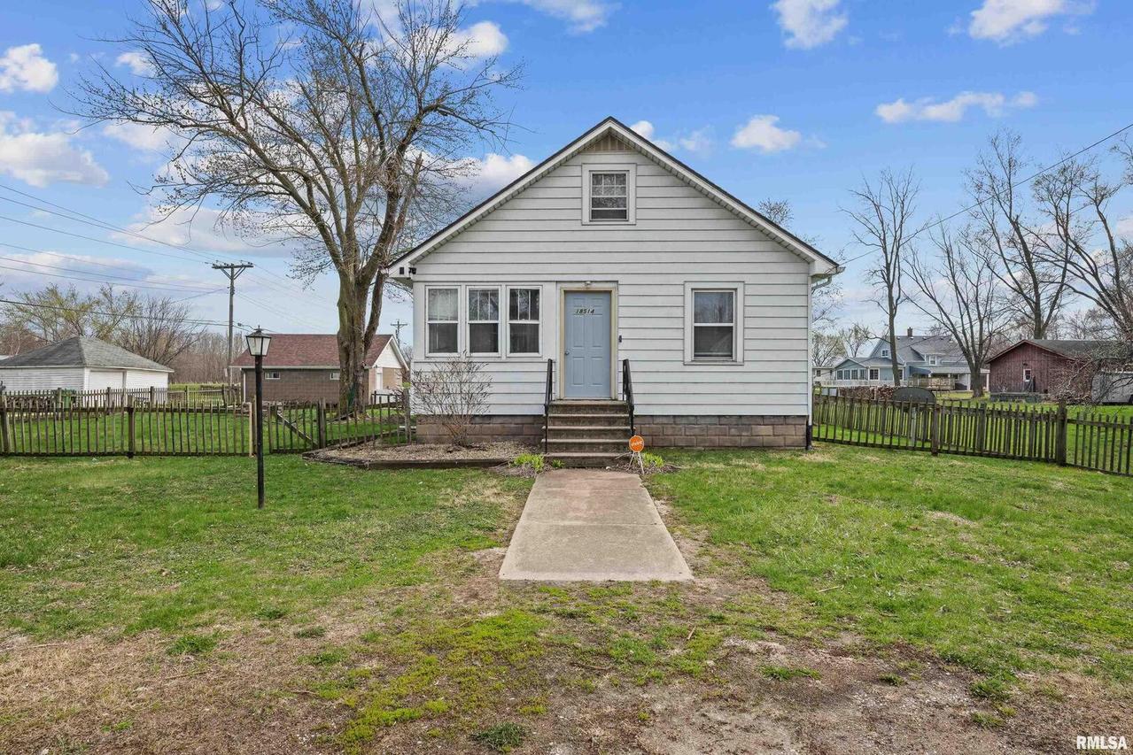 18514 1st Ave., Barstow, IL 61236