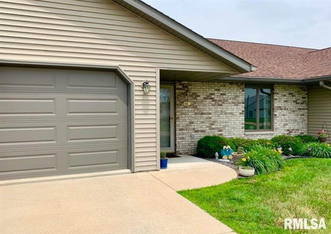 419 Deerview Ln. #2, Fulton, IL 61252