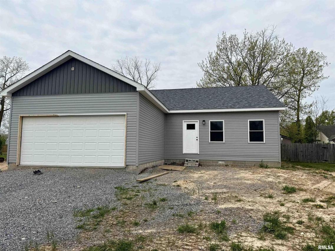 1306 Laura Ln., Marion, IL 62959